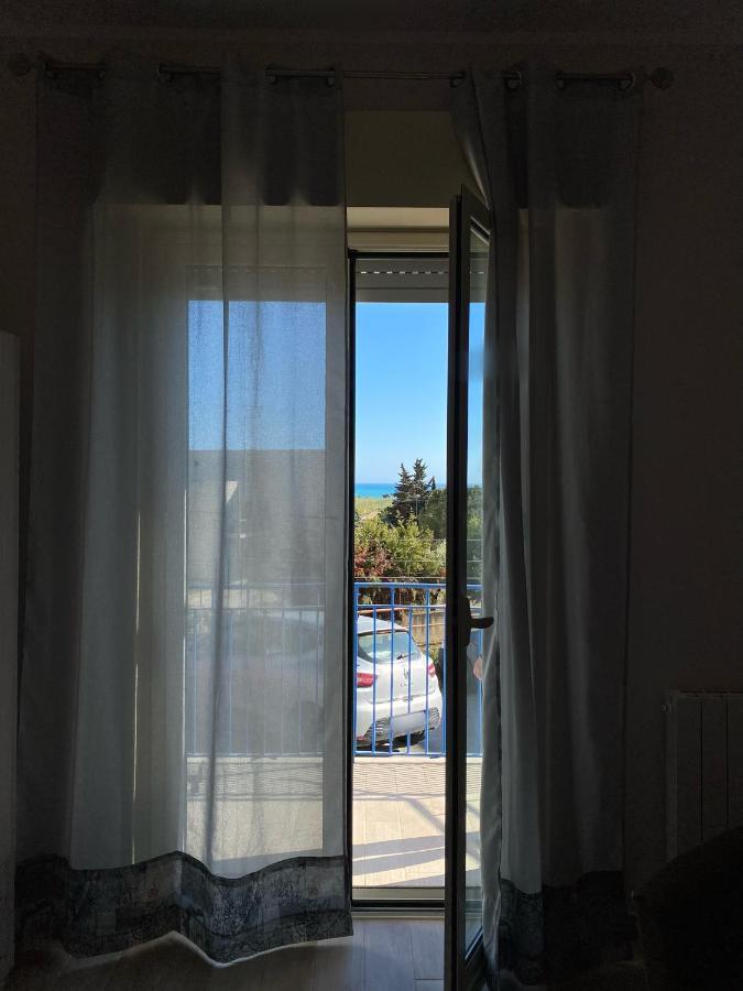 La Casa Di Zia Nini Lägenhet Villaggio Pirandello Exteriör bild